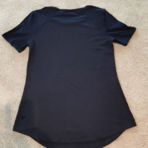 Lululemon black size 4 top